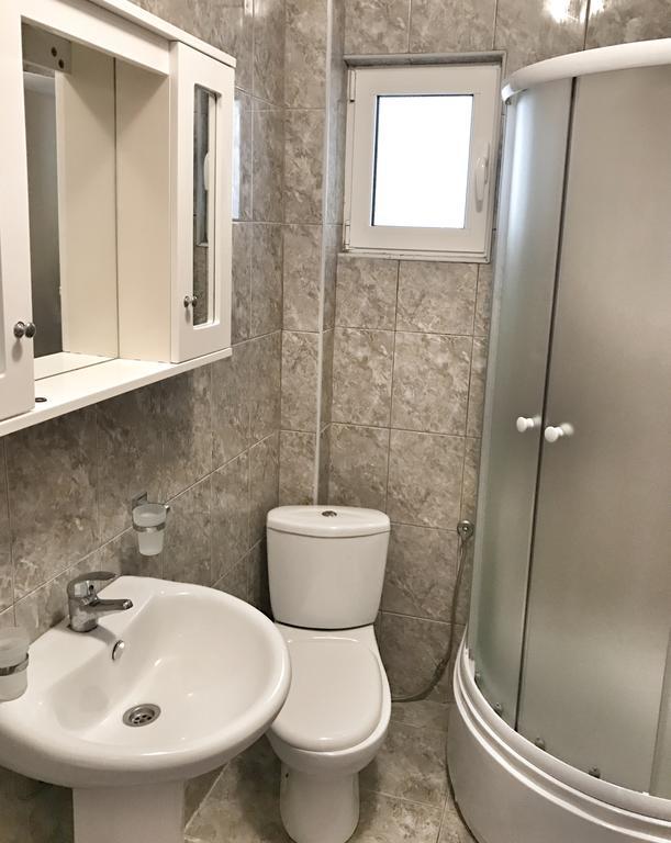 Dk Apartmani Dobra Voda Extérieur photo