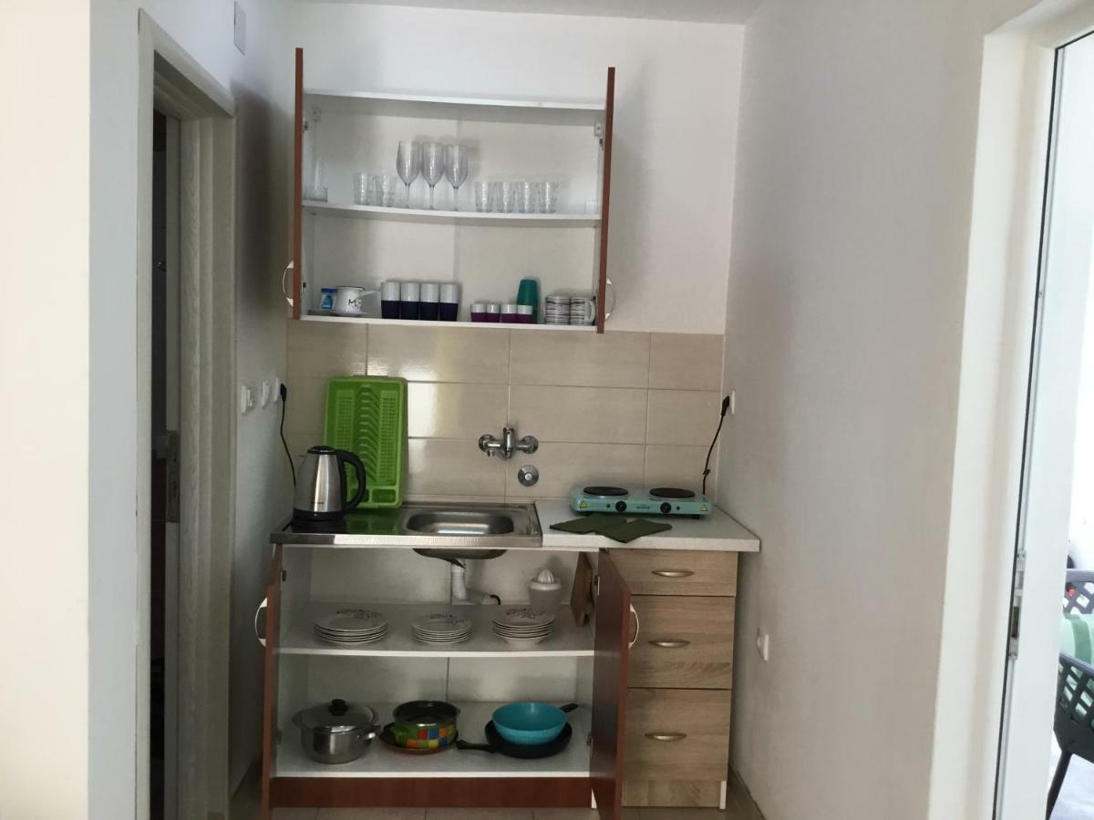 Dk Apartmani Dobra Voda Extérieur photo
