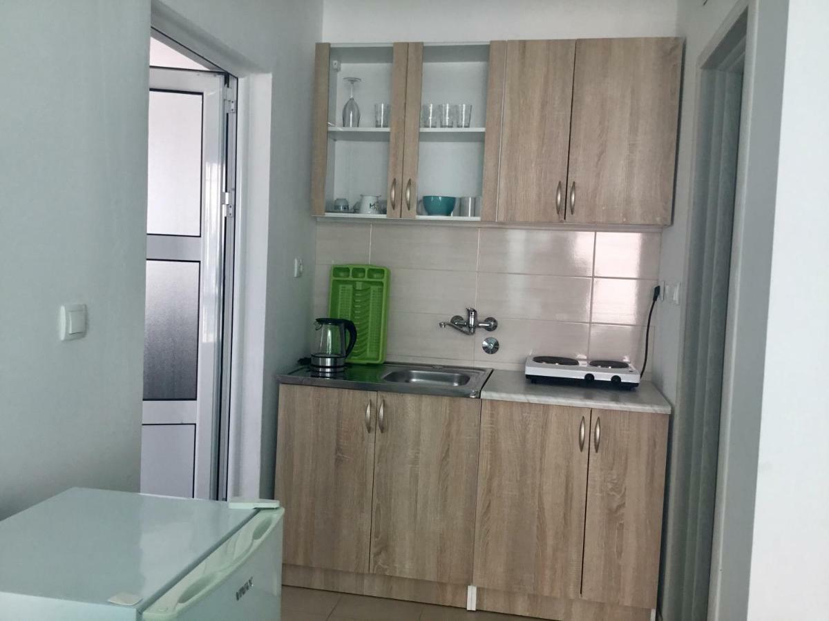 Dk Apartmani Dobra Voda Extérieur photo