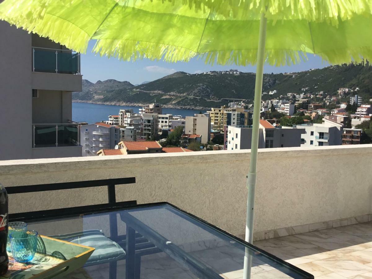Dk Apartmani Dobra Voda Extérieur photo